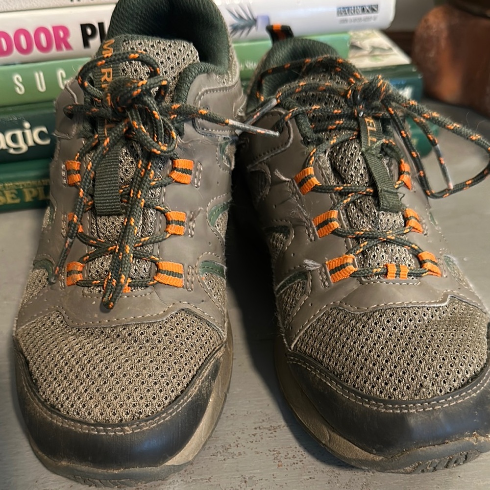 Kids MERRELL shoes! Gray and Orange Athletic Shoes